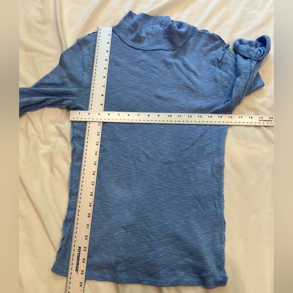 We The Free Vibrant Blue Knit Top Size L Elbow Length 100% Cotton - Picture 9 of 9